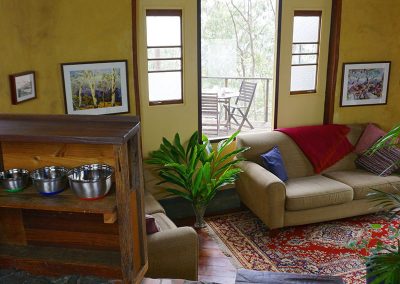 _0006_Ridge-Cottage-Binna-Burra-Lamington-Lounge-Kitchen